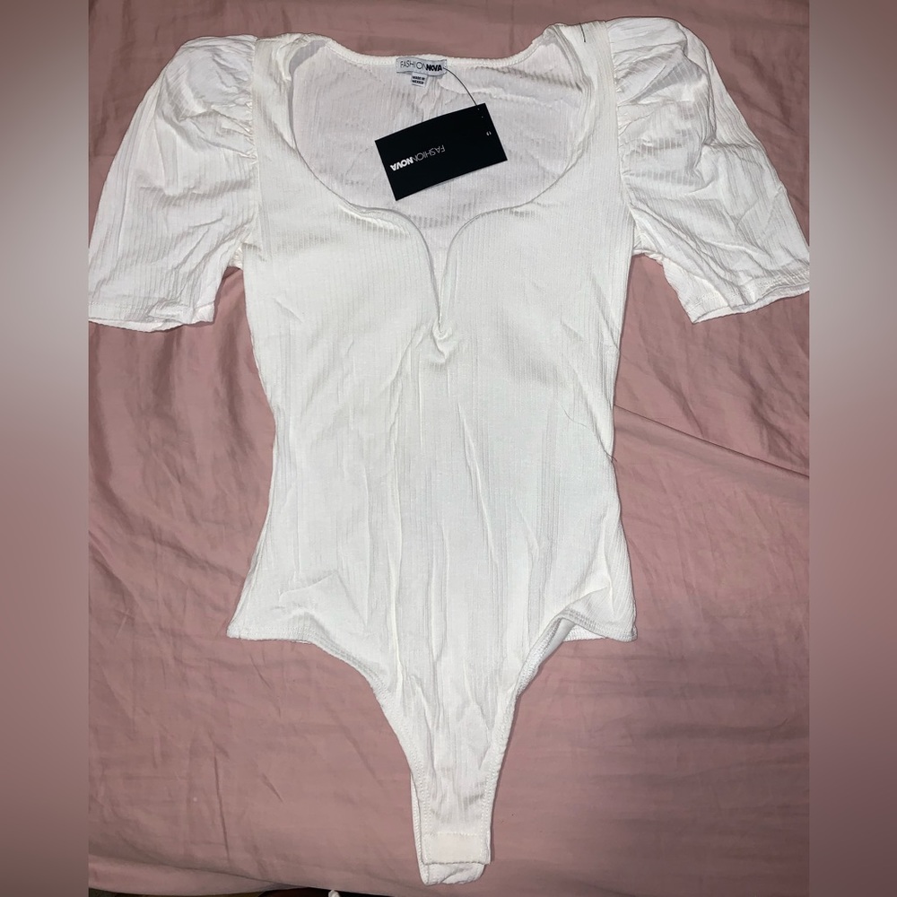 Fashion Nova Long sleeve Bodysuit